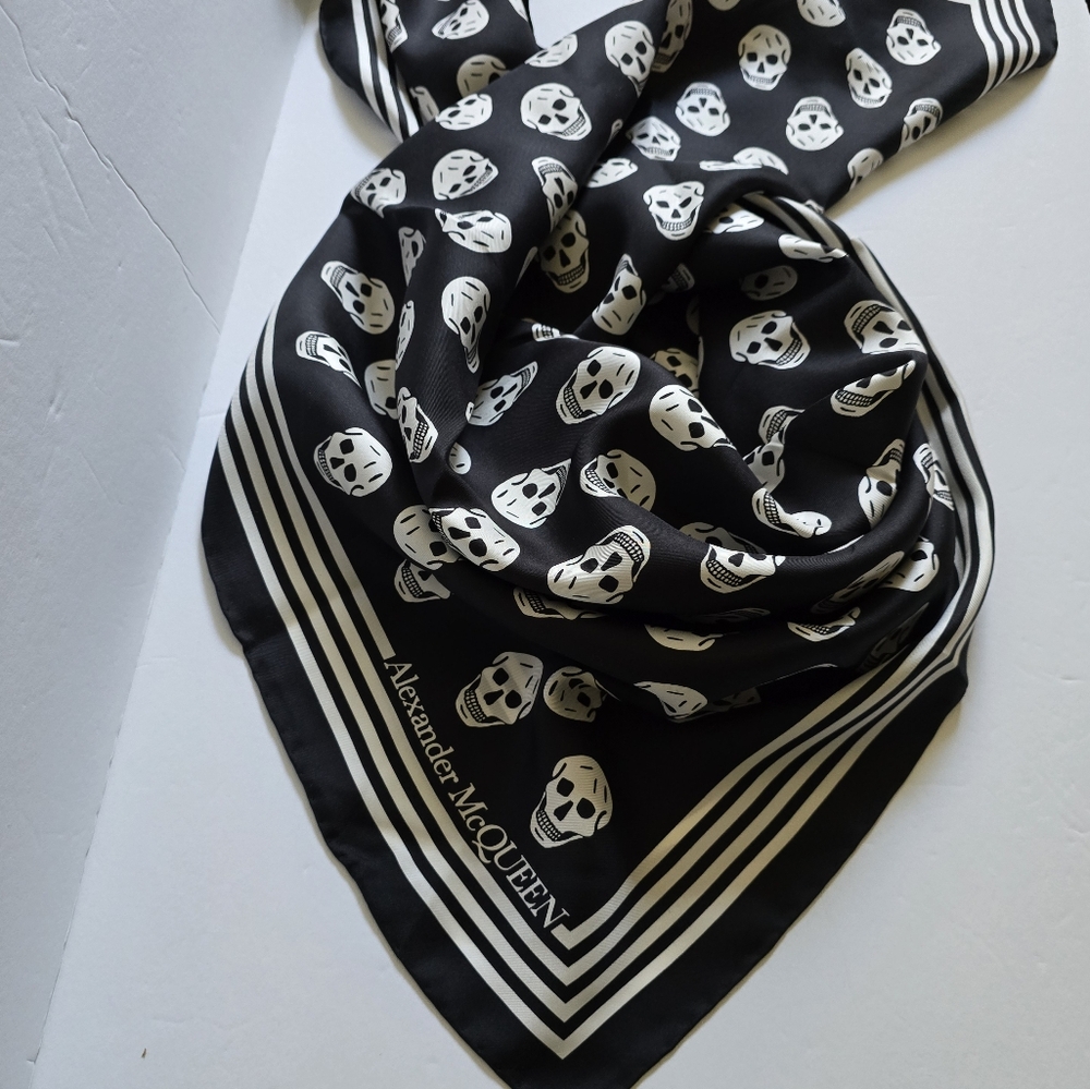 Alexander McQueen Black and White Skull Silk Scarf